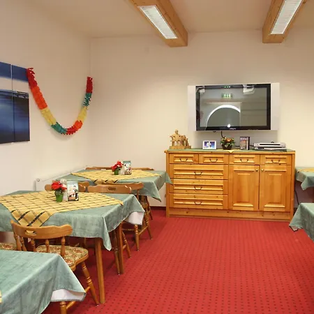 אורחן Der Brueckenhof Ramsau 3*